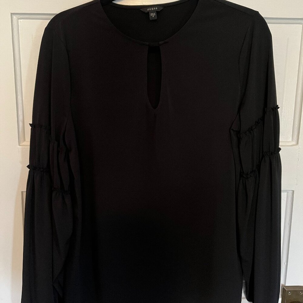 Guess Women Micah Keyhole Peasant Top Black Size M